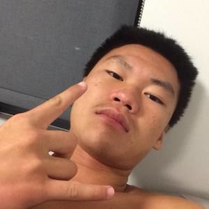 Meet your Posher, Nicholas